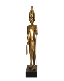 Tutankhamun wearing the Hedjet