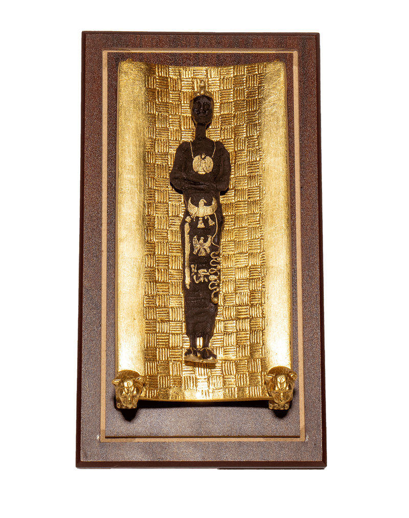 The gilded bier of Tutankhamun with Mummy