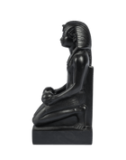 Thutmose III Kneeling Statue